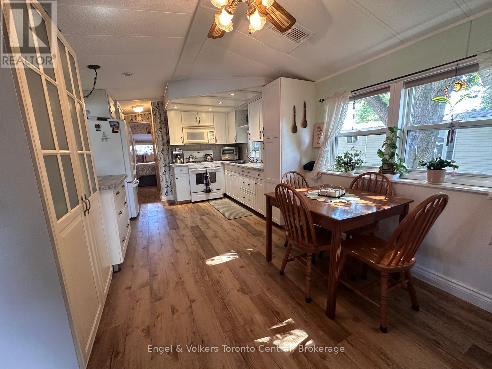 L 76 - 7489 Sideroad 5 E, Wellington North, Ontario  N0G 2L0 - Photo 6 - X12863986