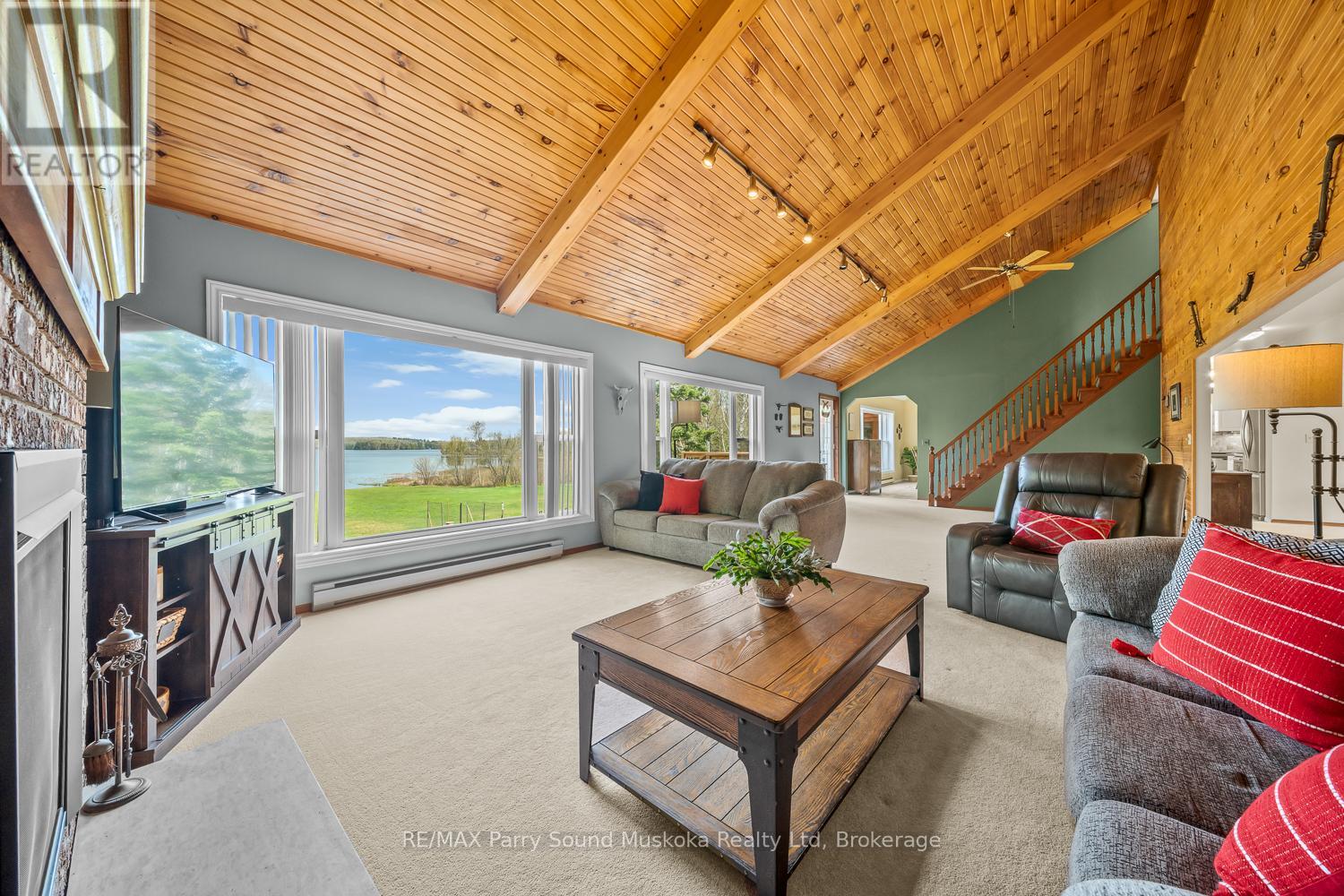 258 Lakeside Trail, Magnetawan, Ontario  P0A 1P0 - Photo 12 - X12864604