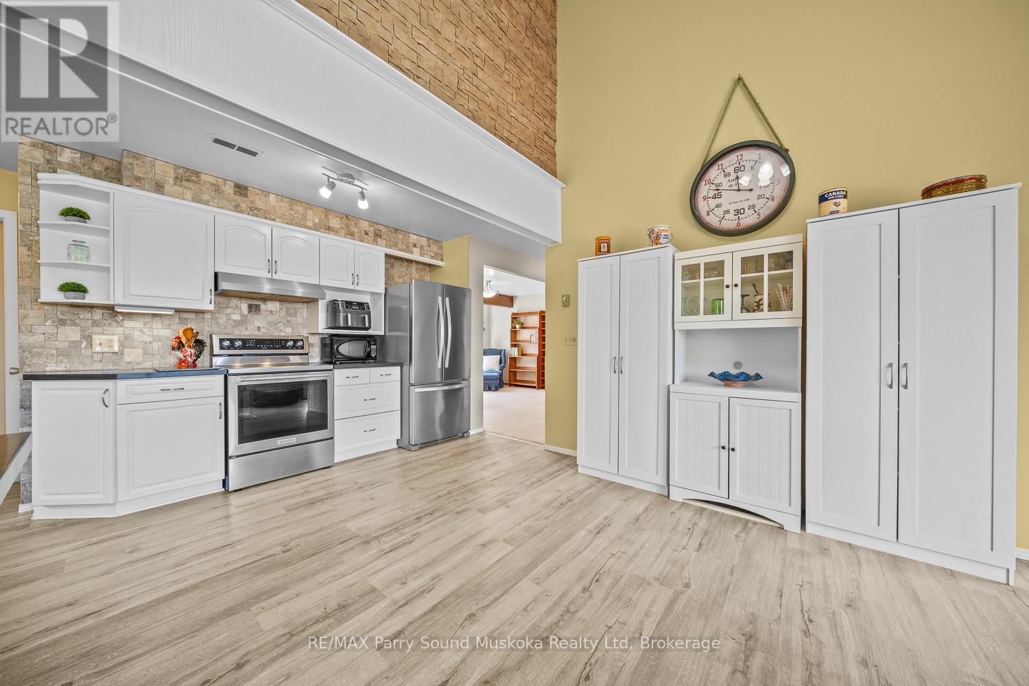 258 Lakeside Trail, Magnetawan, Ontario  P0A 1P0 - Photo 23 - X12864604