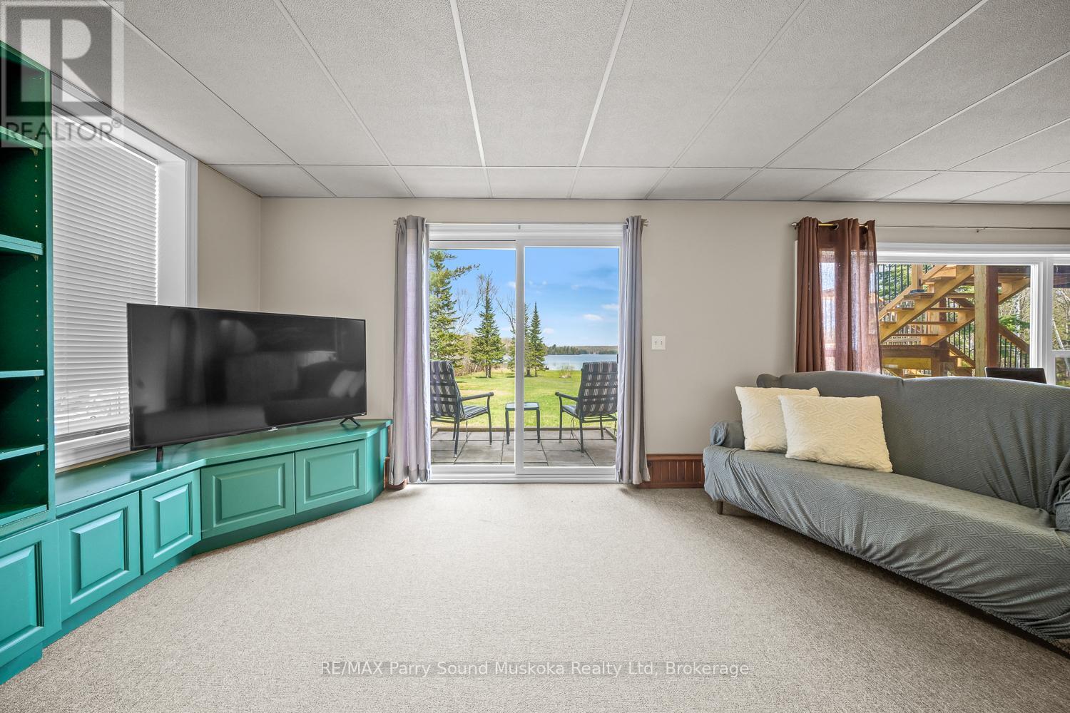 258 Lakeside Trail, Magnetawan, Ontario  P0A 1P0 - Photo 34 - X12864604