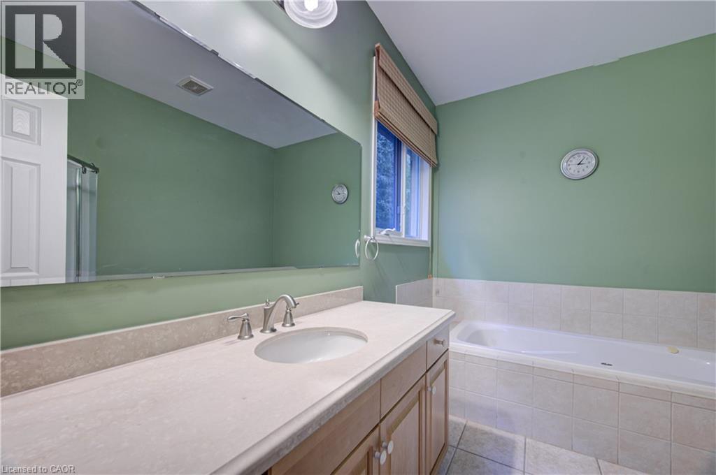 11 Carolinian Lane, Cambridge, Ontario  N1S 5B5 - Photo 22 - 40807245