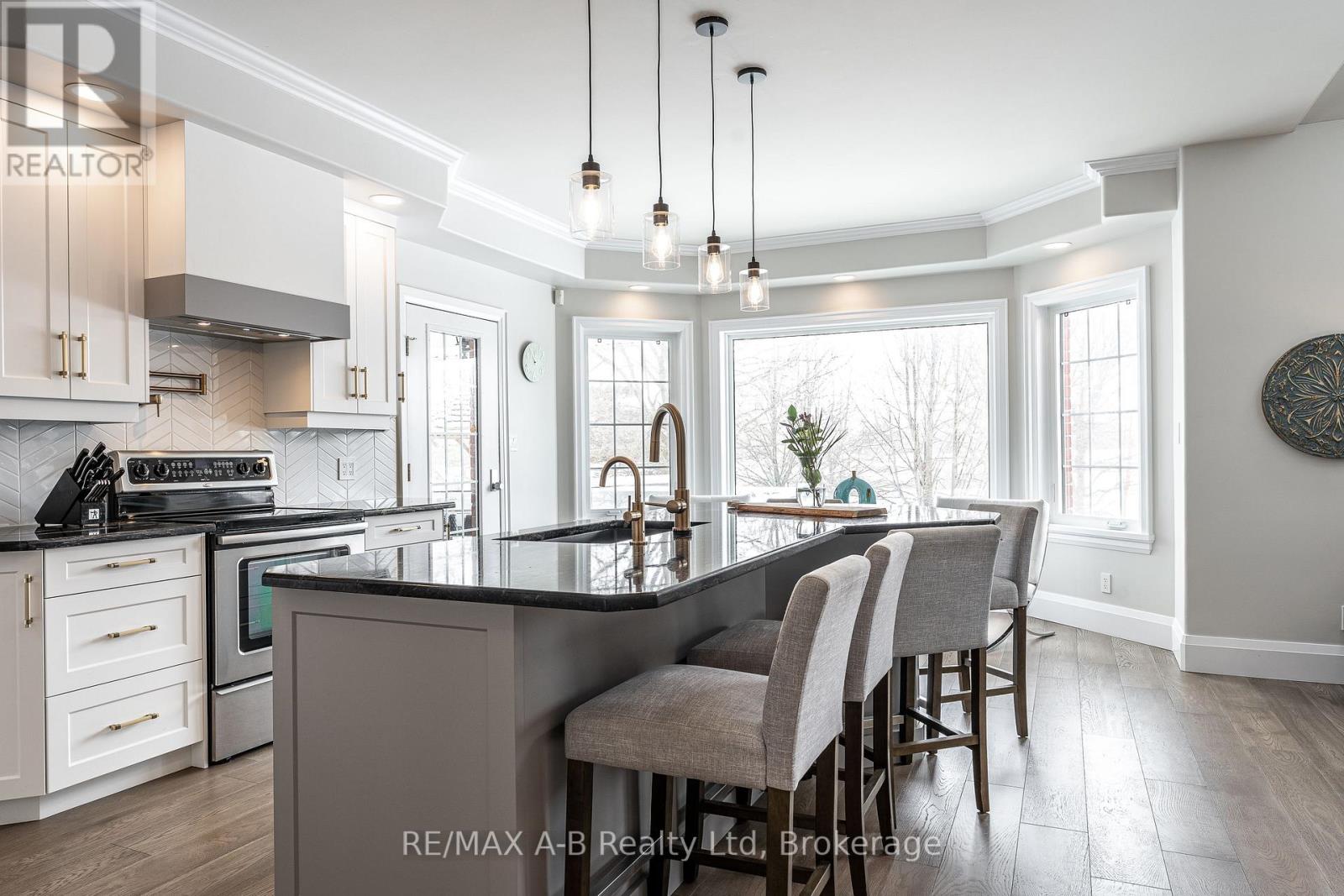 4609 Road 164, West Perth, Ontario  N0K 1N0 - Photo 18 - X12865120