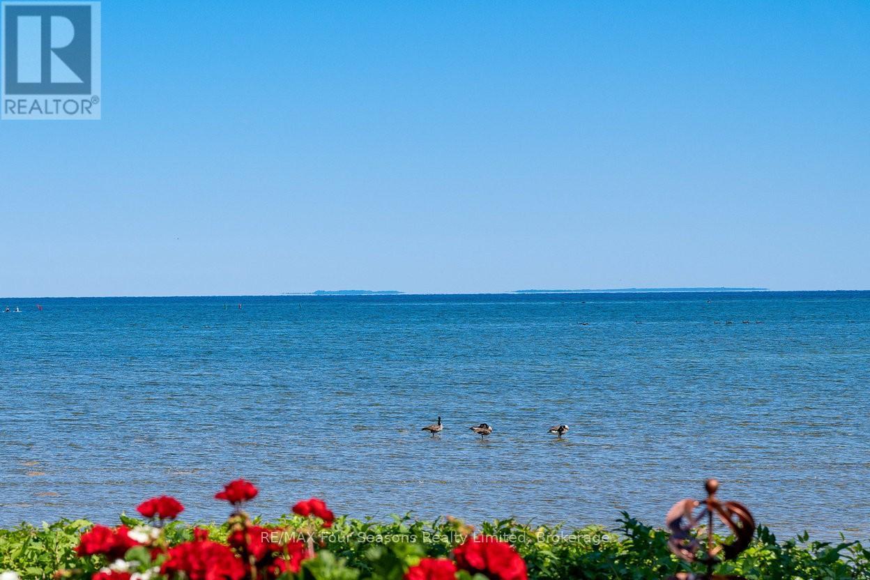 17 - 44 TROTT BOULEVARD, Collingwood, Ontario