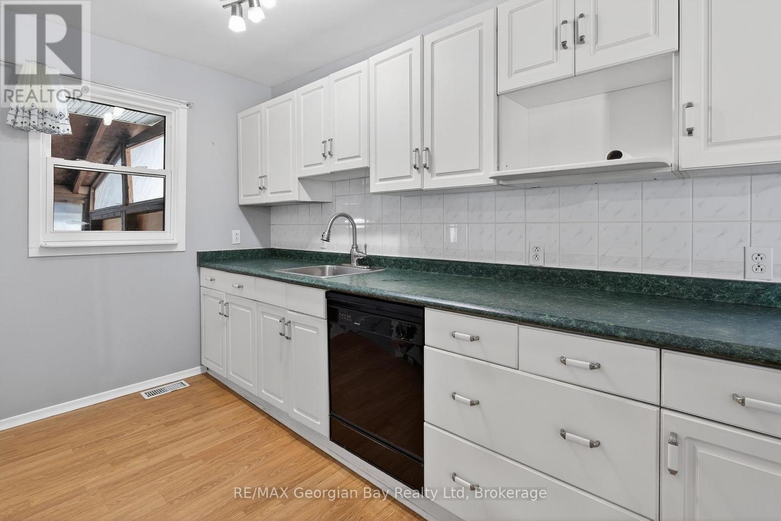 2407 Rumney Road, Tay, Ontario  L4R 4K3 - Photo 5 - S12867874