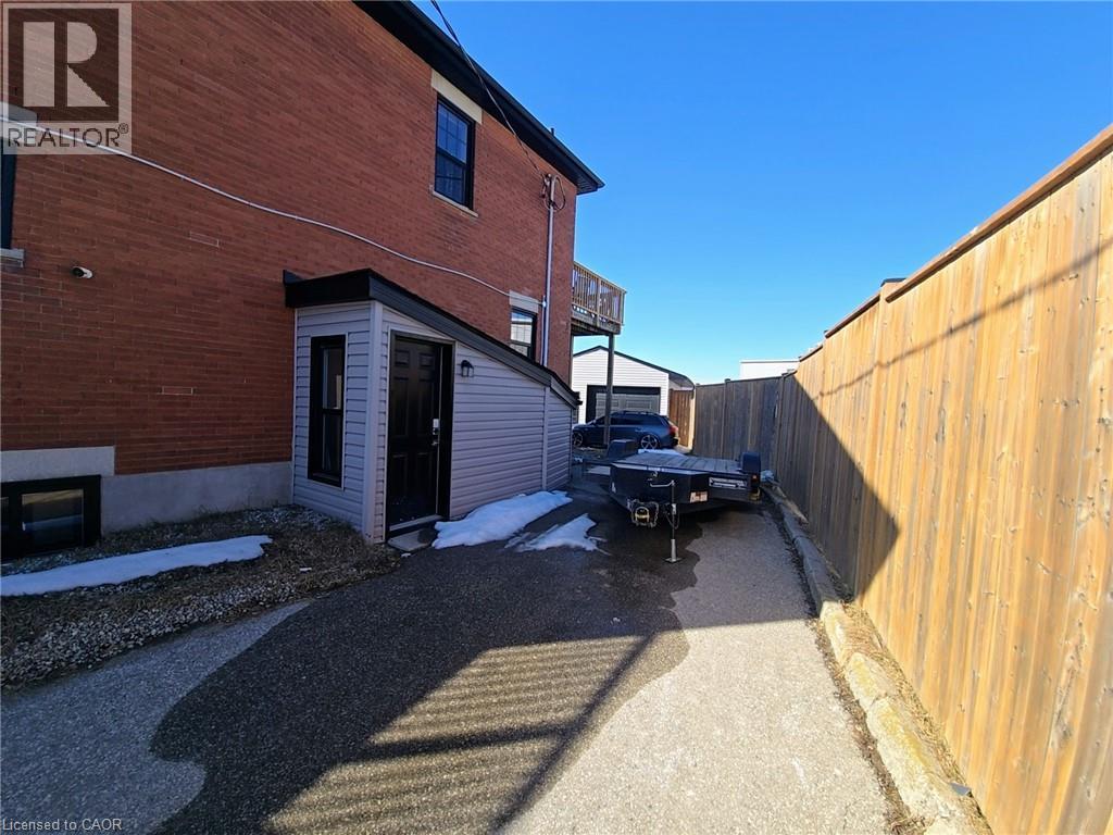 226 Samuelson Street, Cambridge, Ontario  N1R 1K8 - Photo 34 - 40811032