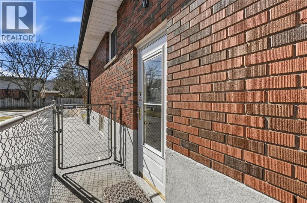 256 Whitney Avenue, Hamilton, Ontario  L8S 2G8 - Photo 43 - 40811258