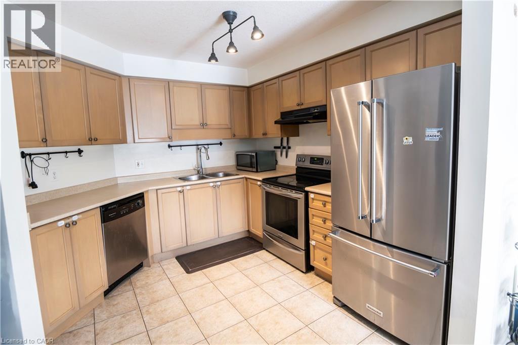 147 Dubrick Crescent, Kitchener, Ontario  N2E 4G3 - Photo 9 - 40810111