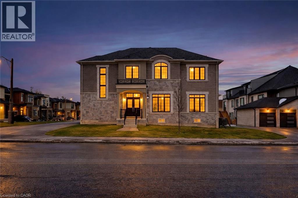 132 SETTLERS Road E, Oakville, Ontario