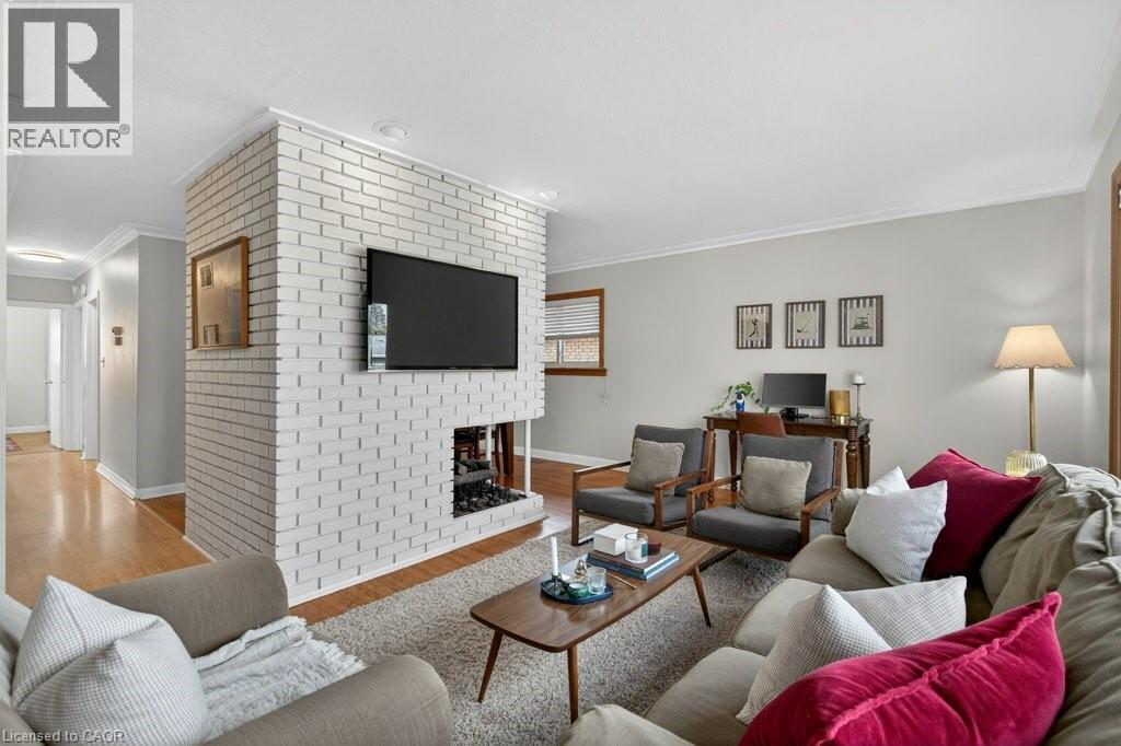 362 Pepper Drive, Burlington, Ontario  L7R 3C9 - Photo 7 - 40811280