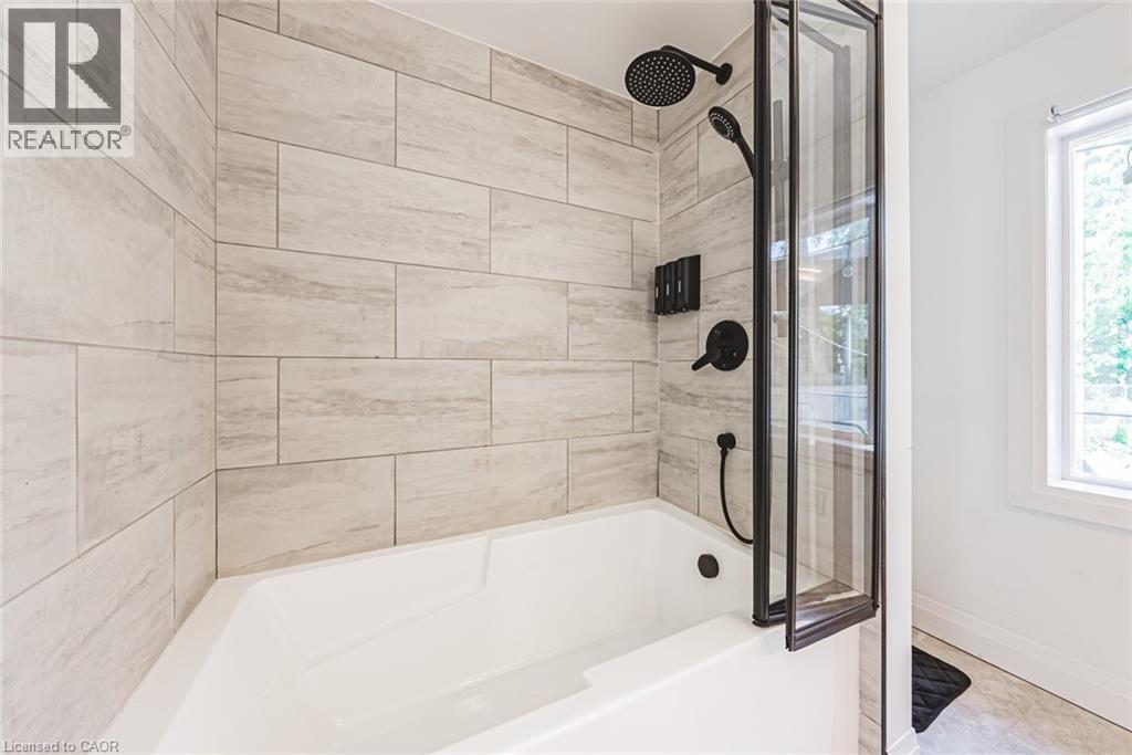 196 Walnut Street S, Hamilton, Ontario  L8N 2M1 - Photo 13 - 40811480