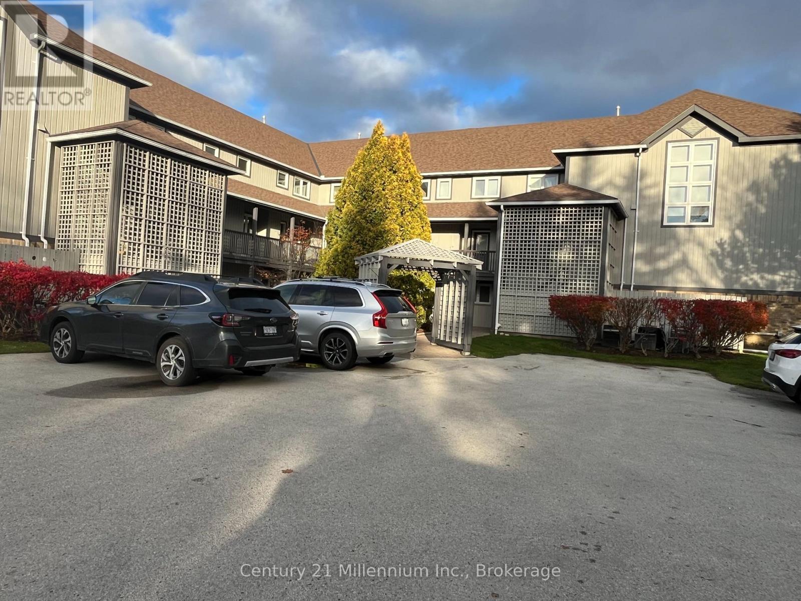 706 JOHNSTON PARK AVENUE, Collingwood, Ontario