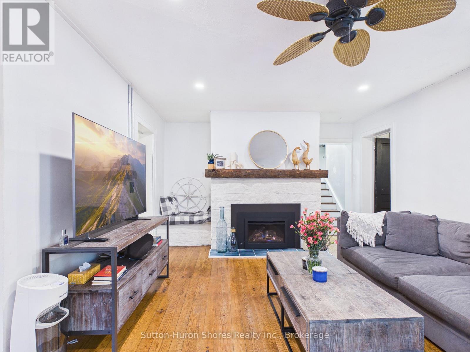 669 Louis Street, Saugeen Shores, Ontario  N0H 2C4 - Photo 13 - X12874376