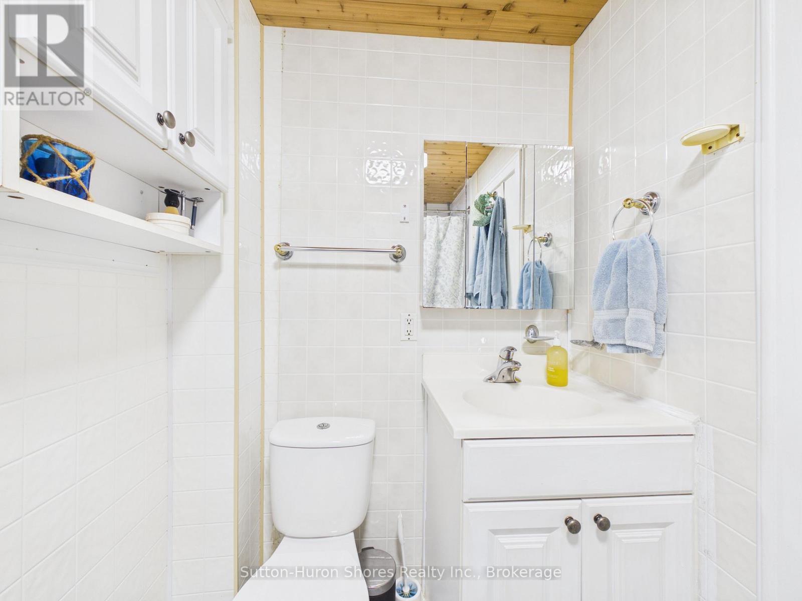 669 Louis Street, Saugeen Shores, Ontario  N0H 2C4 - Photo 23 - X12874376