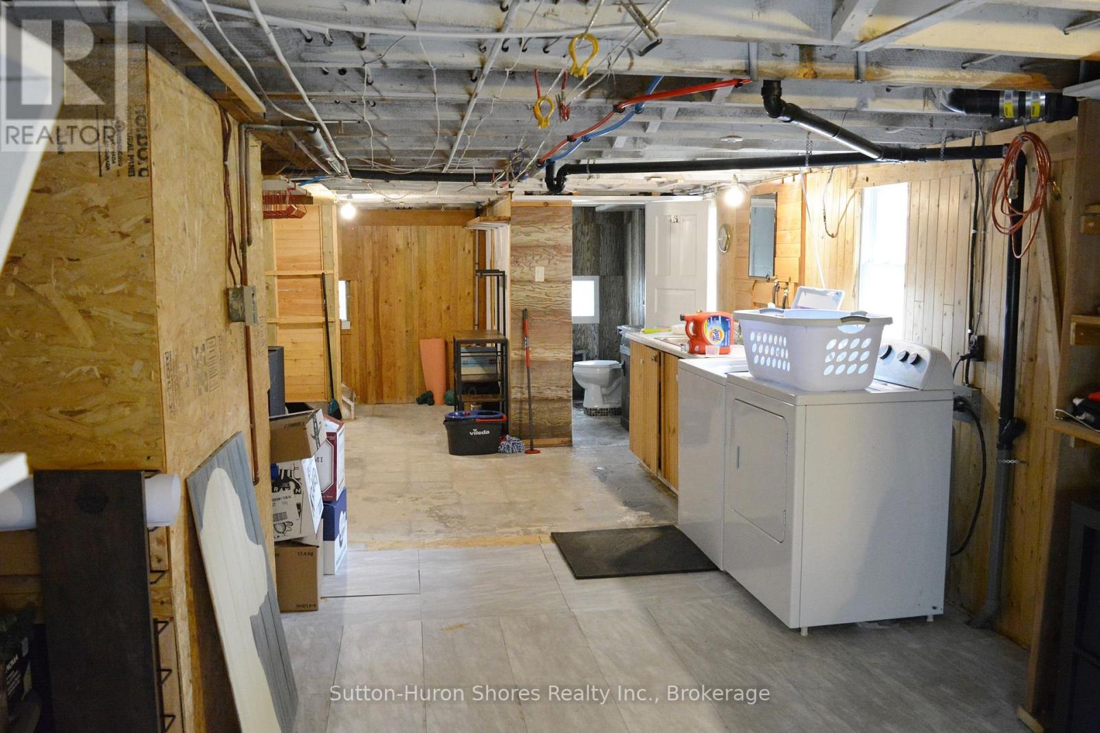 669 Louis Street, Saugeen Shores, Ontario  N0H 2C4 - Photo 27 - X12874376