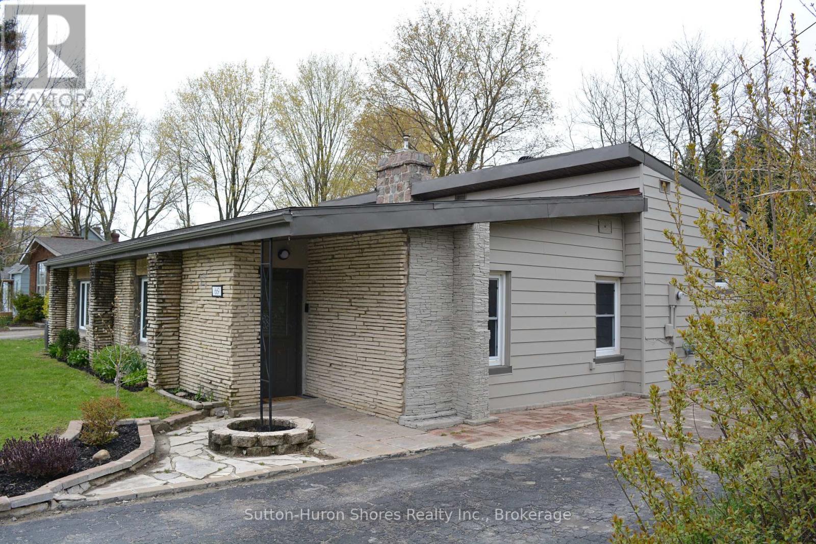 669 Louis Street, Saugeen Shores, Ontario  N0H 2C4 - Photo 3 - X12874376