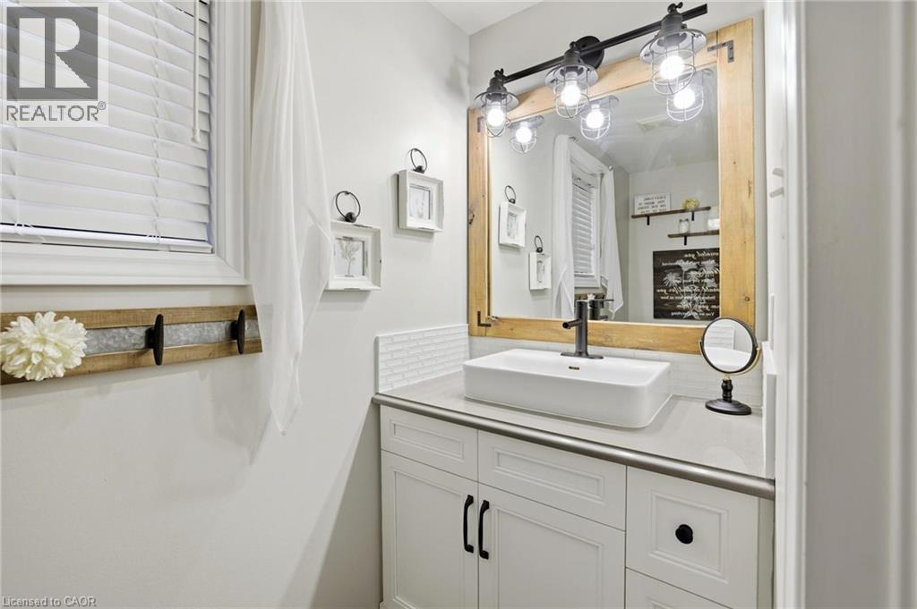 733 Breakwater Crescent, Waterloo, Ontario  N2K 4H8 - Photo 13 - 40810786