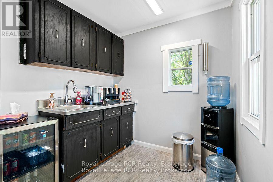 302769 Douglas Street, West Grey, Ontario  N0G 1R0 - Photo 13 - X12874442