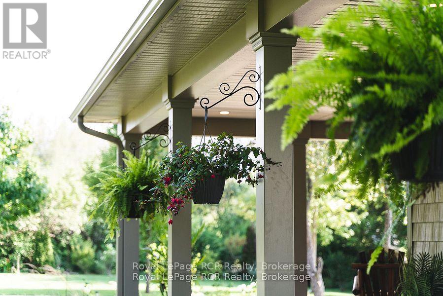 302769 Douglas Street, West Grey, Ontario  N0G 1R0 - Photo 22 - X12874442