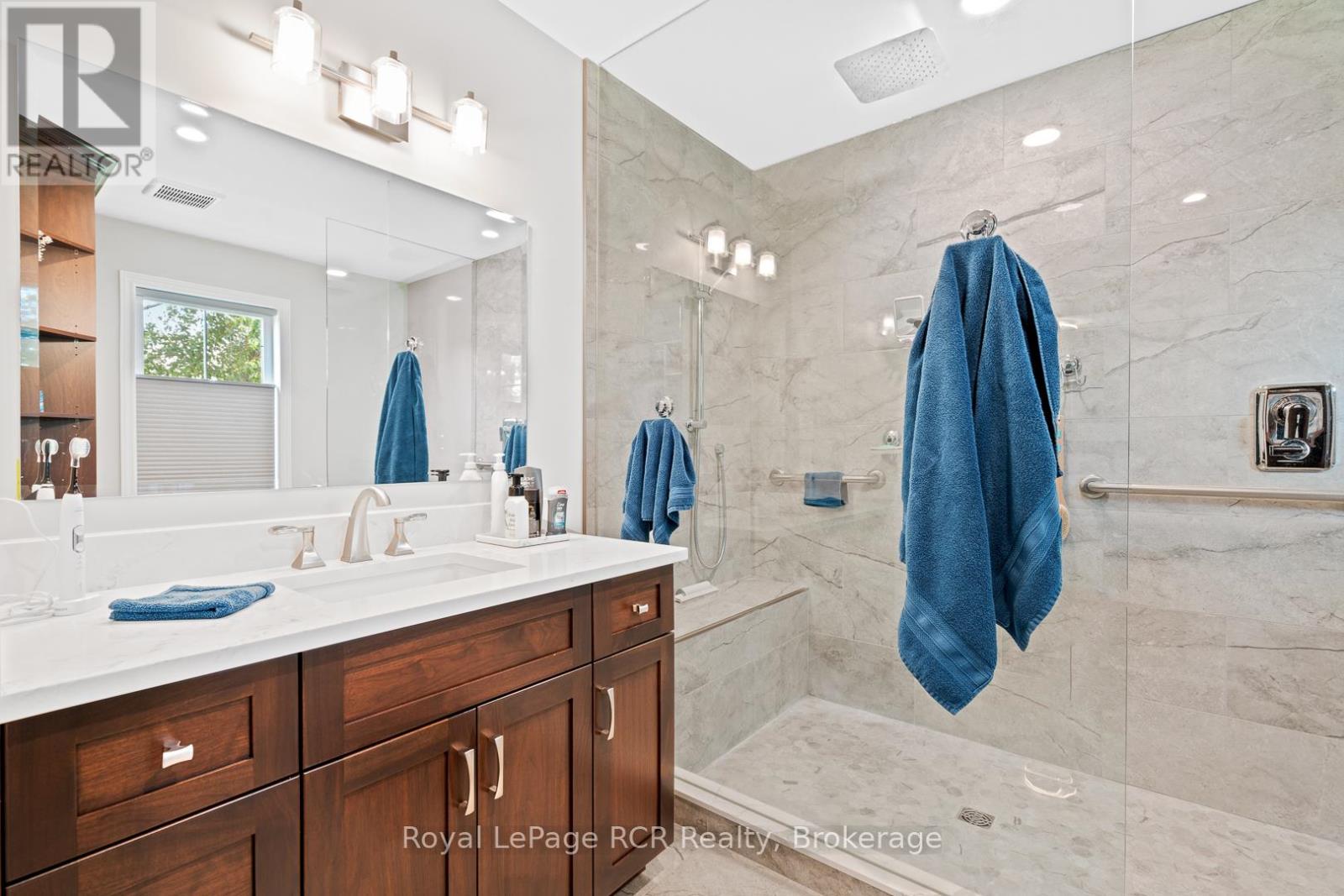 302769 Douglas Street, West Grey, Ontario  N0G 1R0 - Photo 35 - X12874442