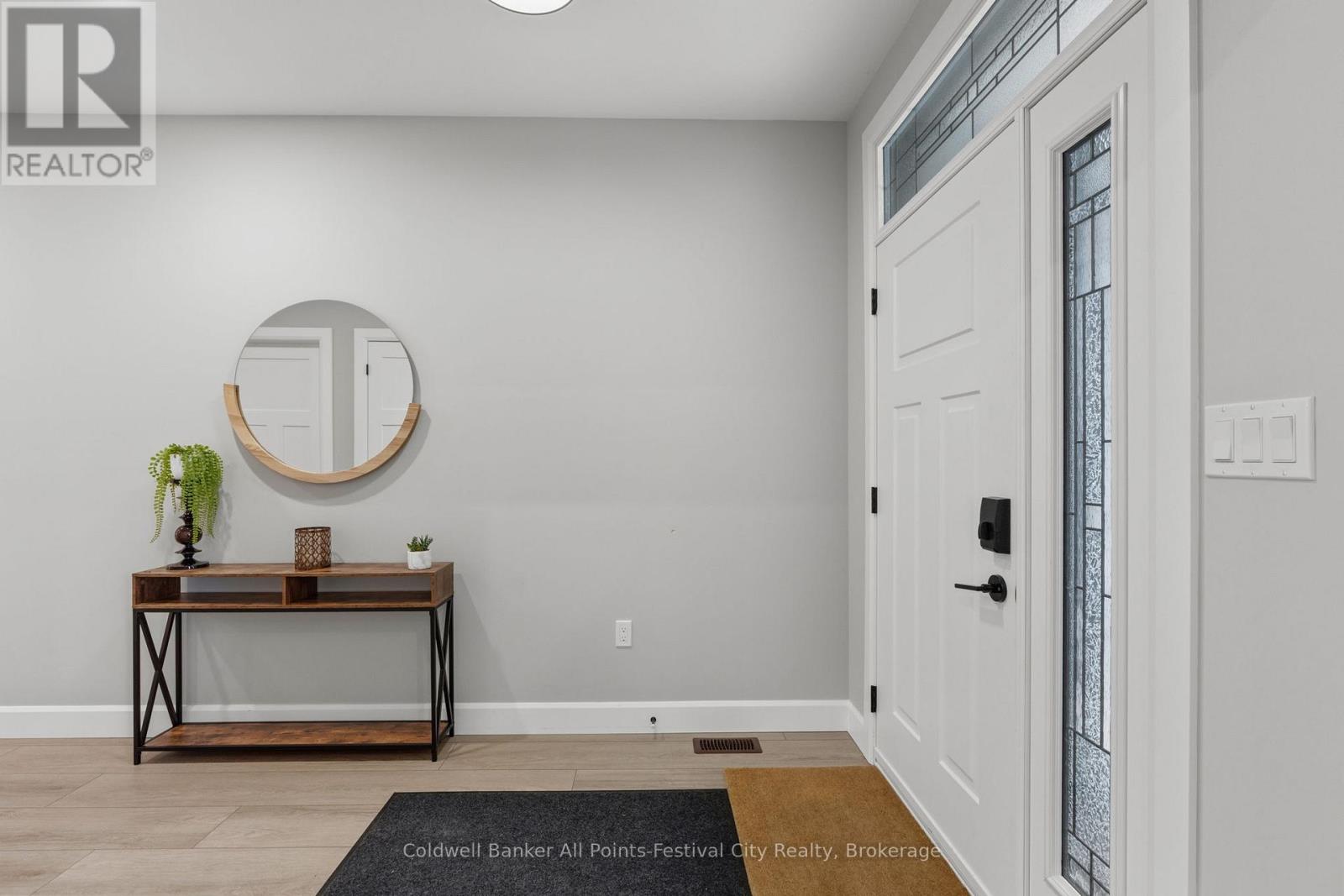 467 Warren Street, Goderich, Ontario  N7A 3W4 - Photo 6 - X12875010