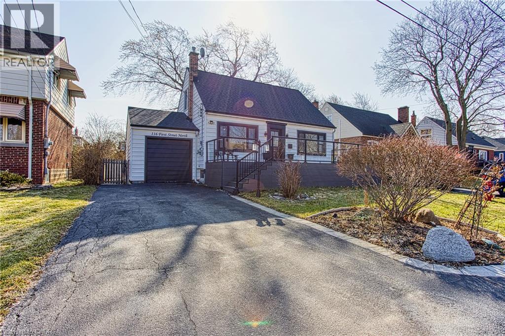 116 First Street N, Stoney Creek, Ontario  L8G 1Y4 - Photo 2 - 40811419