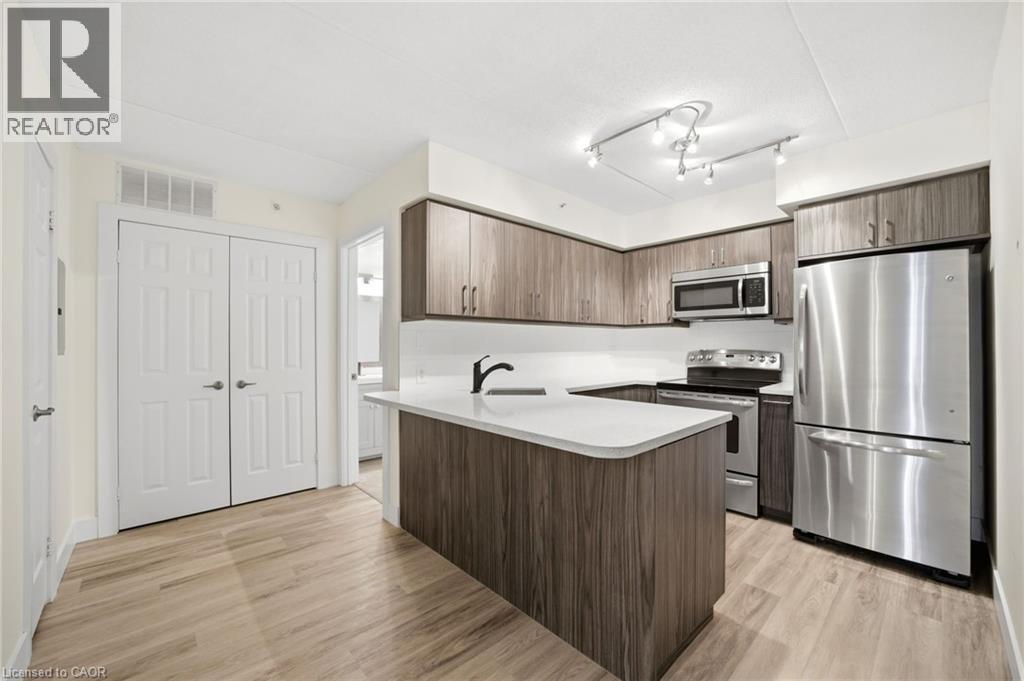 1411 Walkers Line Unit# 308, Burlington, Ontario  L7M 4P5 - Photo 11 - 40811663