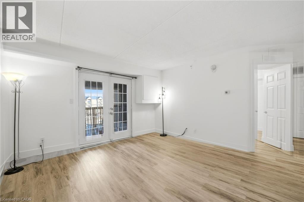 1411 Walkers Line Unit# 308, Burlington, Ontario  L7M 4P5 - Photo 5 - 40811663