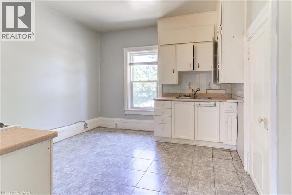 145 Norfolk Street S, Simcoe, Ontario  N3Y 2W2 - Photo 15 - 40811365