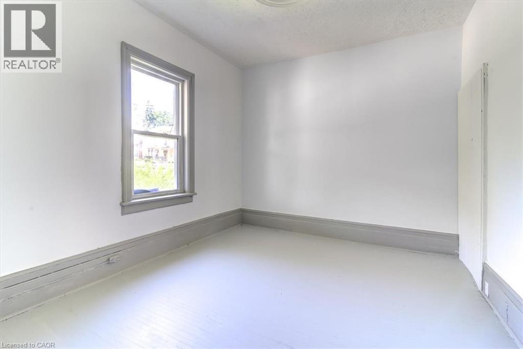 145 Norfolk Street S, Simcoe, Ontario  N3Y 2W2 - Photo 5 - 40811365