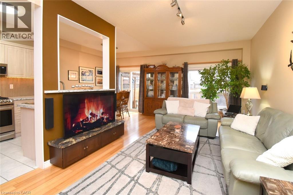 2229 Walkers Line Unit# 9, Burlington, Ontario  L7M 4X4 - Photo 10 - 40810333