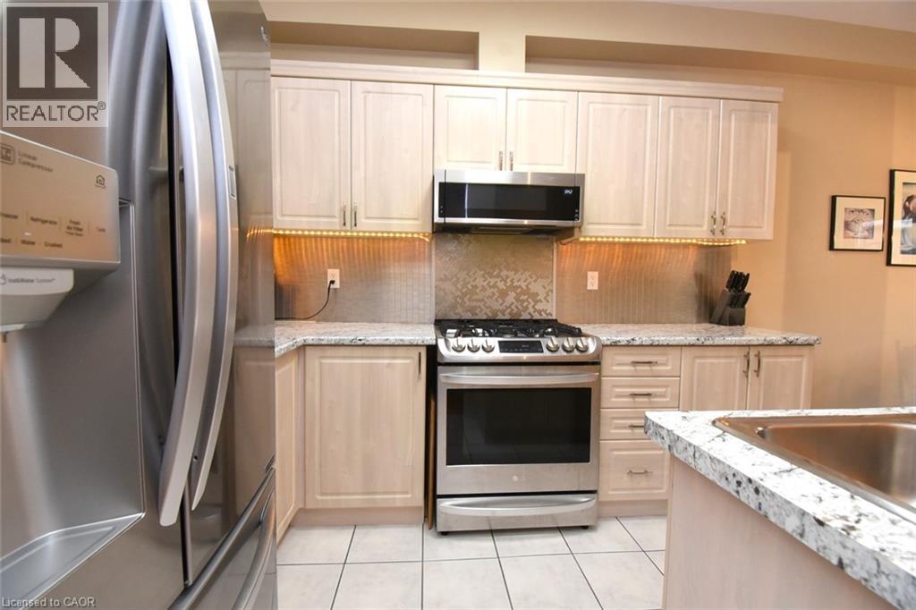 2229 Walkers Line Unit# 9, Burlington, Ontario  L7M 4X4 - Photo 14 - 40810333