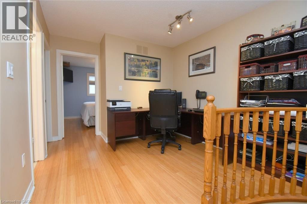 2229 Walkers Line Unit# 9, Burlington, Ontario  L7M 4X4 - Photo 22 - 40810333