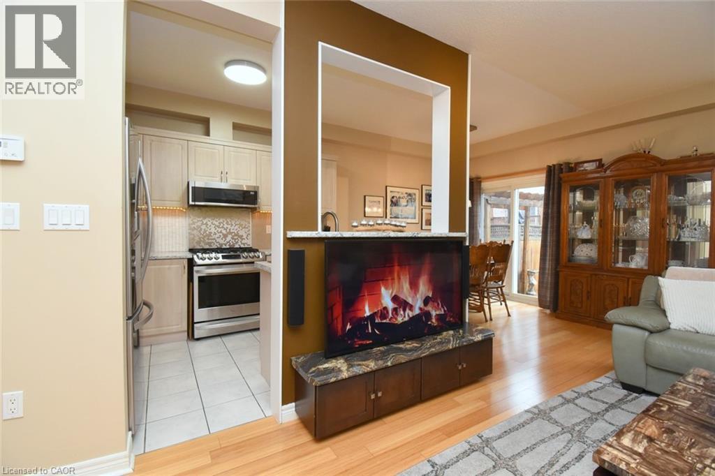 2229 Walkers Line Unit# 9, Burlington, Ontario  L7M 4X4 - Photo 6 - 40810333