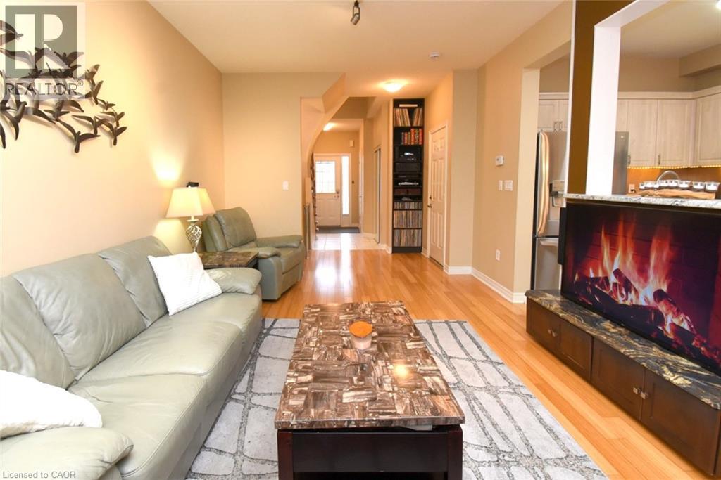 2229 Walkers Line Unit# 9, Burlington, Ontario  L7M 4X4 - Photo 8 - 40810333