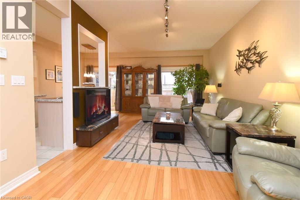 2229 Walkers Line Unit# 9, Burlington, Ontario  L7M 4X4 - Photo 9 - 40810333