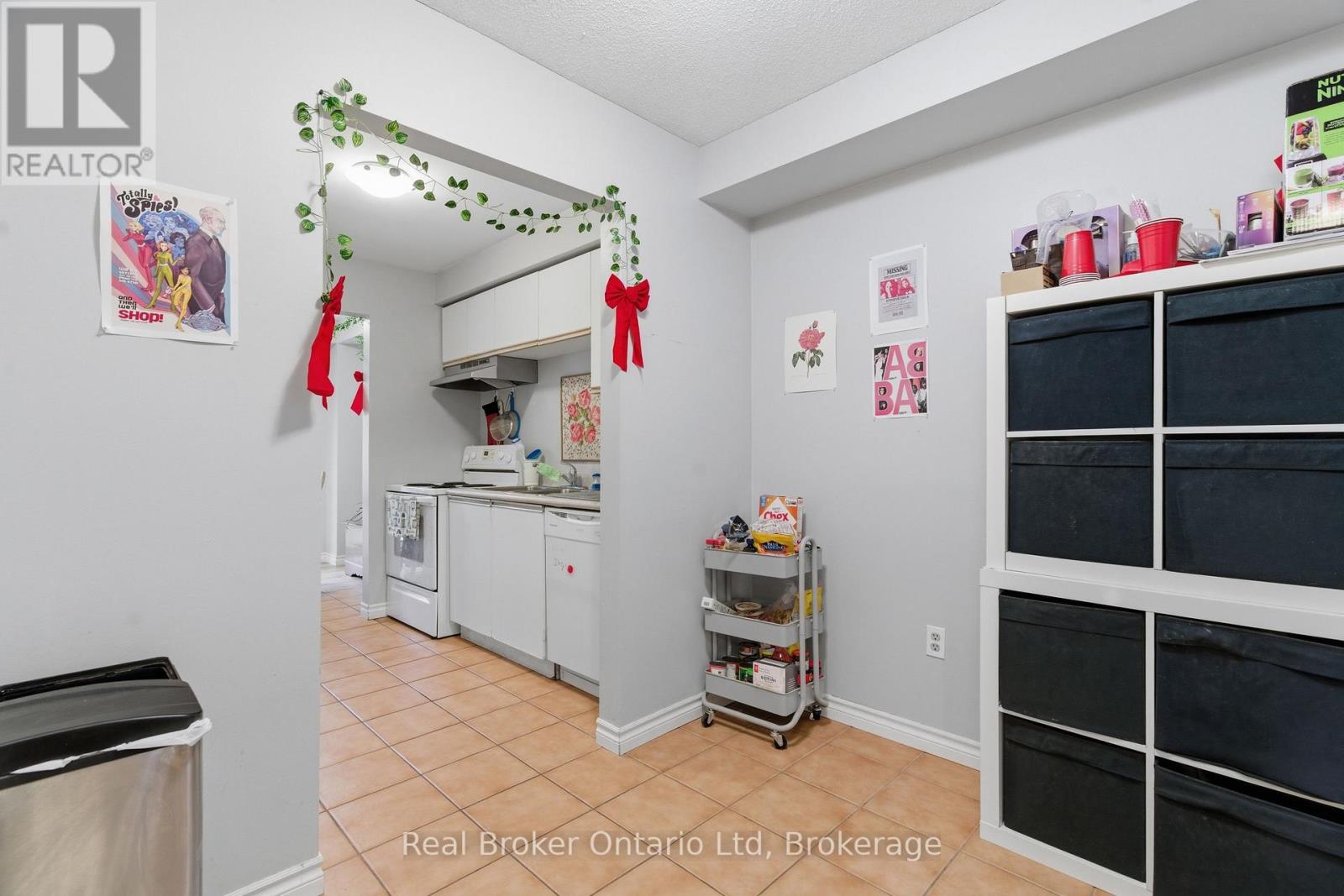 189 - 302 College Avenue W, Guelph, Ontario  N1G 4T6 - Photo 4 - X12875410