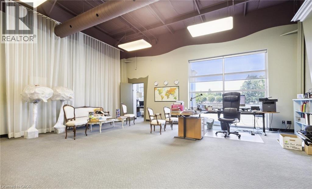 555 Barton Street, Stoney Creek, Ontario  L8E 5S1 - Photo 3 - 40811602