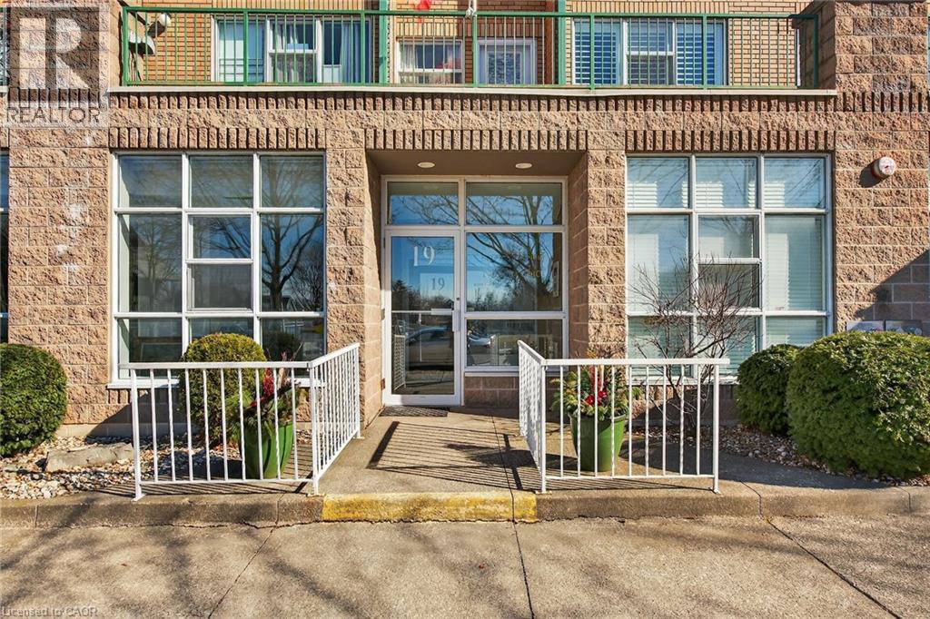 19 Lake Avenue S Unit# 303, Stoney Creek, Ontario  L8G 2V1 - Photo 4 - 40811386