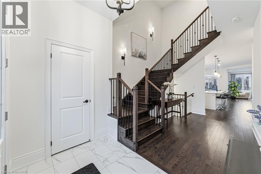 477 Parent Place, Milton, Ontario  L9E 1L2 - Photo 4 - 40810651