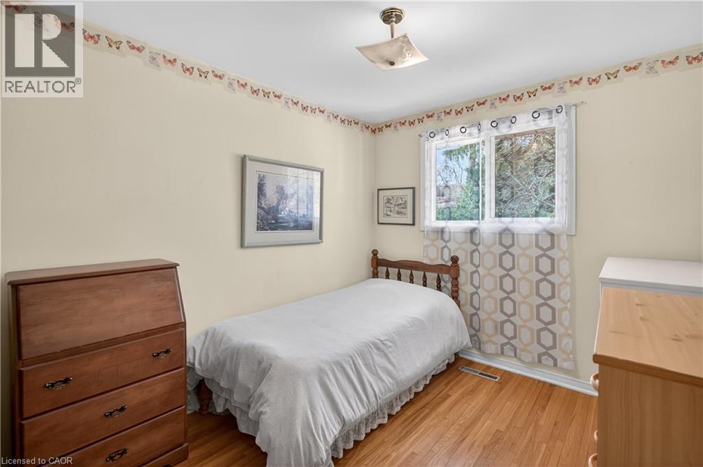 34 Helen Street, Dundas, Ontario  L9H 1N3 - Photo 17 - 40810182