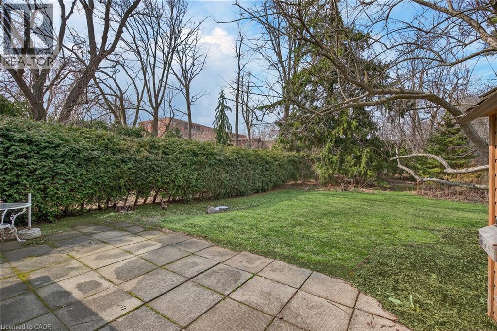 34 Helen Street, Dundas, Ontario  L9H 1N3 - Photo 29 - 40810182