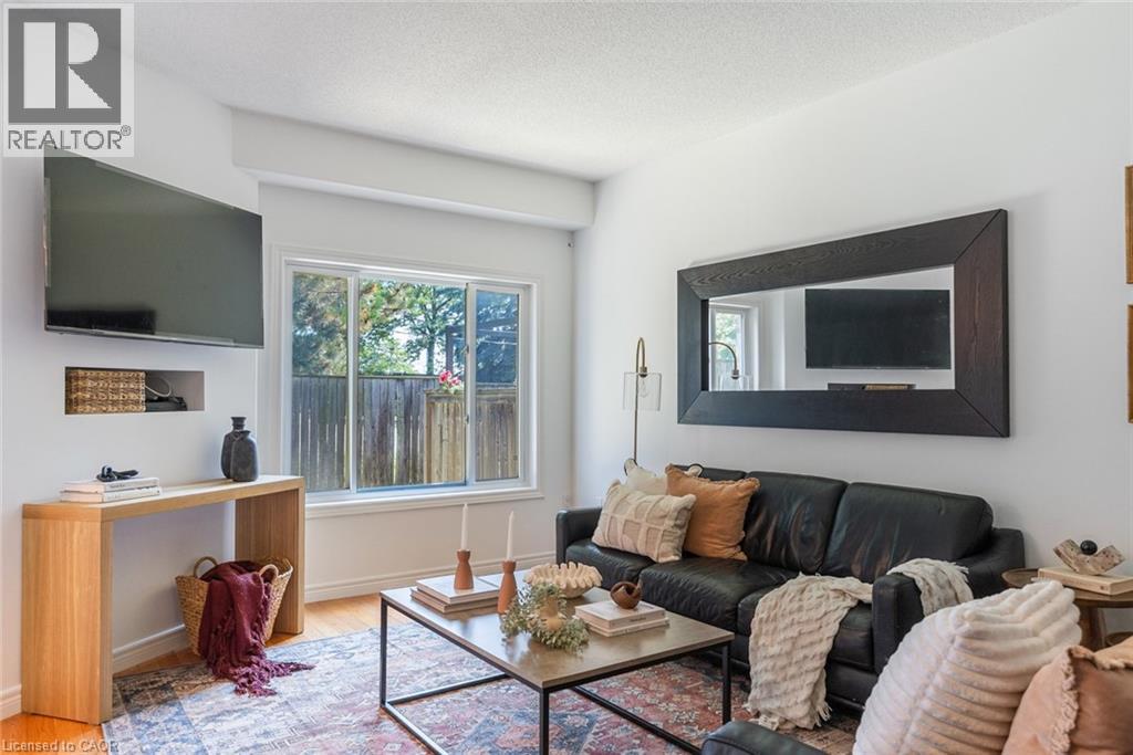 10 Liddycoat Lane Unit# 4, Hamilton, Ontario  L9G 0A7 - Photo 12 - 40811878