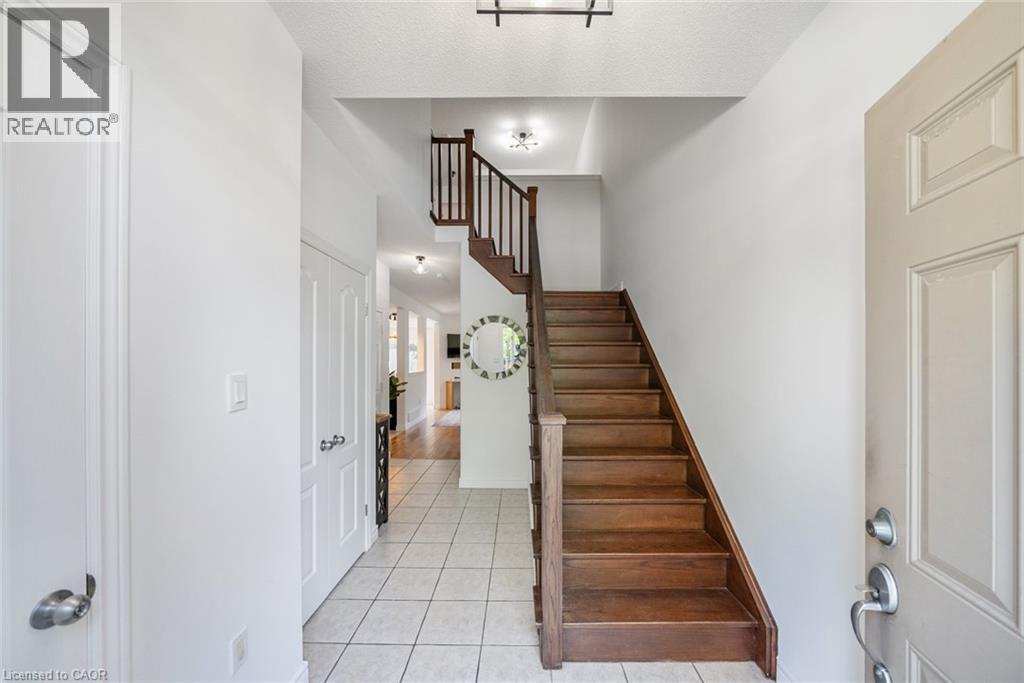 10 Liddycoat Lane Unit# 4, Hamilton, Ontario  L9G 0A7 - Photo 5 - 40811878