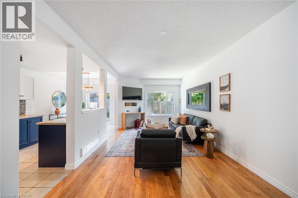 10 Liddycoat Lane Unit# 4, Hamilton, Ontario  L9G 0A7 - Photo 7 - 40811878