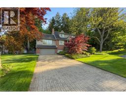 18 STONEGATE Drive, Hamilton, Ontario