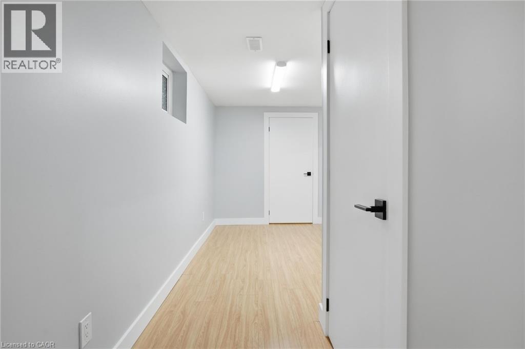 68 Delena Avenue N, Hamilton, Ontario  L8H 6B7 - Photo 27 - 40811796