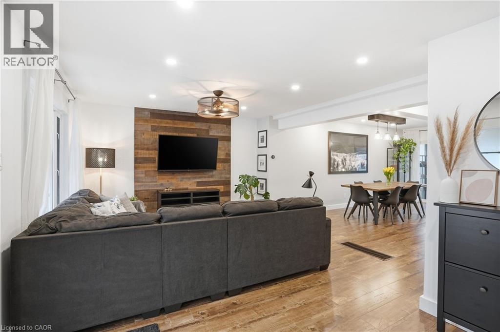 68 Delena Avenue N, Hamilton, Ontario  L8H 6B7 - Photo 5 - 40811796