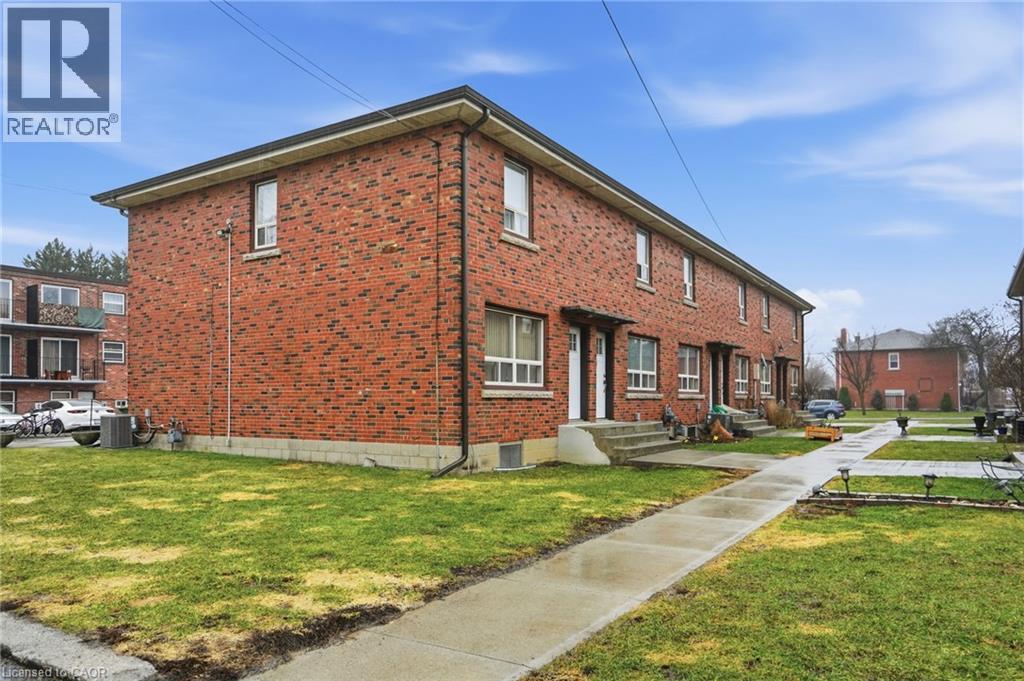 424 East 42nd Street, Hamilton, Ontario  L8T 3A9 - Photo 15 - 40811858