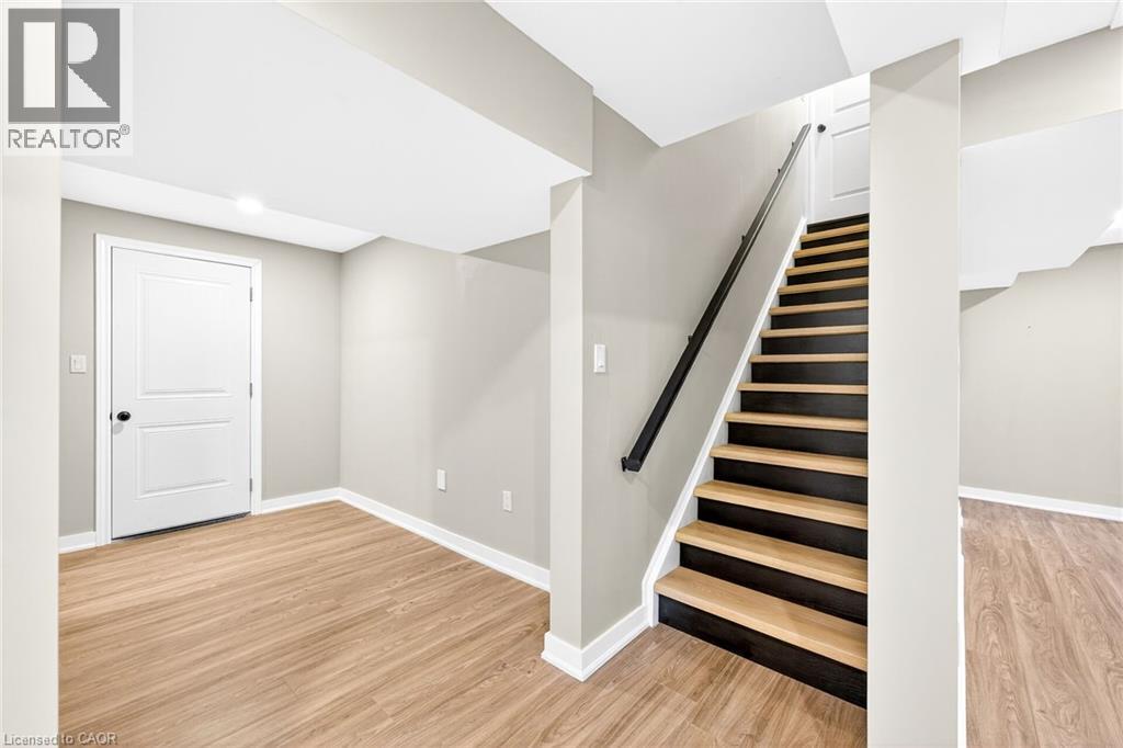 74 Farley Road, Fergus, Ontario  N1M 0E9 - Photo 38 - 40811299