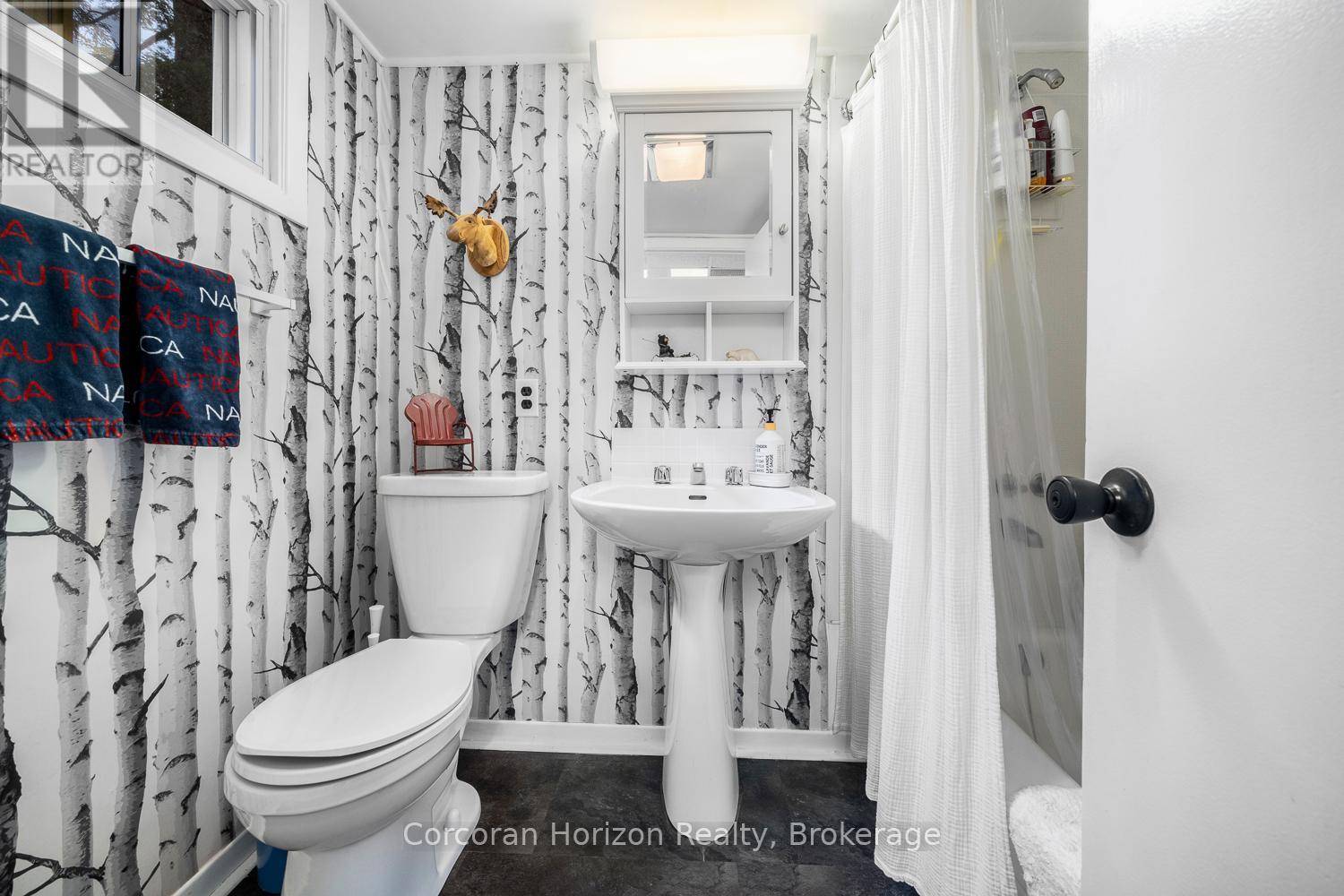 26 Sharon Park Drive, Mckellar, Ontario  P0G 1C0 - Photo 35 - X12879128